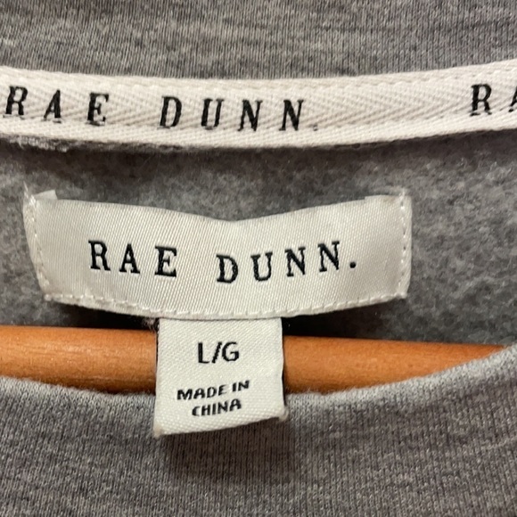 Rae Dunn LOVE. Sweatshirt Size Large - Picture 5 of 6